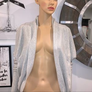 Lynn Hilow cardigan Heather gray size extra small